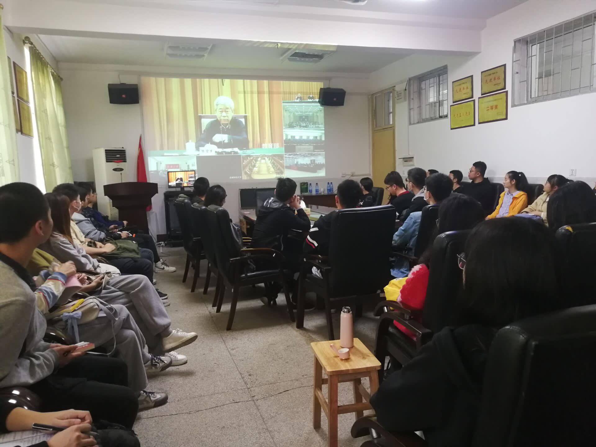 1a657aafb5e14f9ca19d0e21adf3ca2e.jpg QQ图片20201116171158.jpg