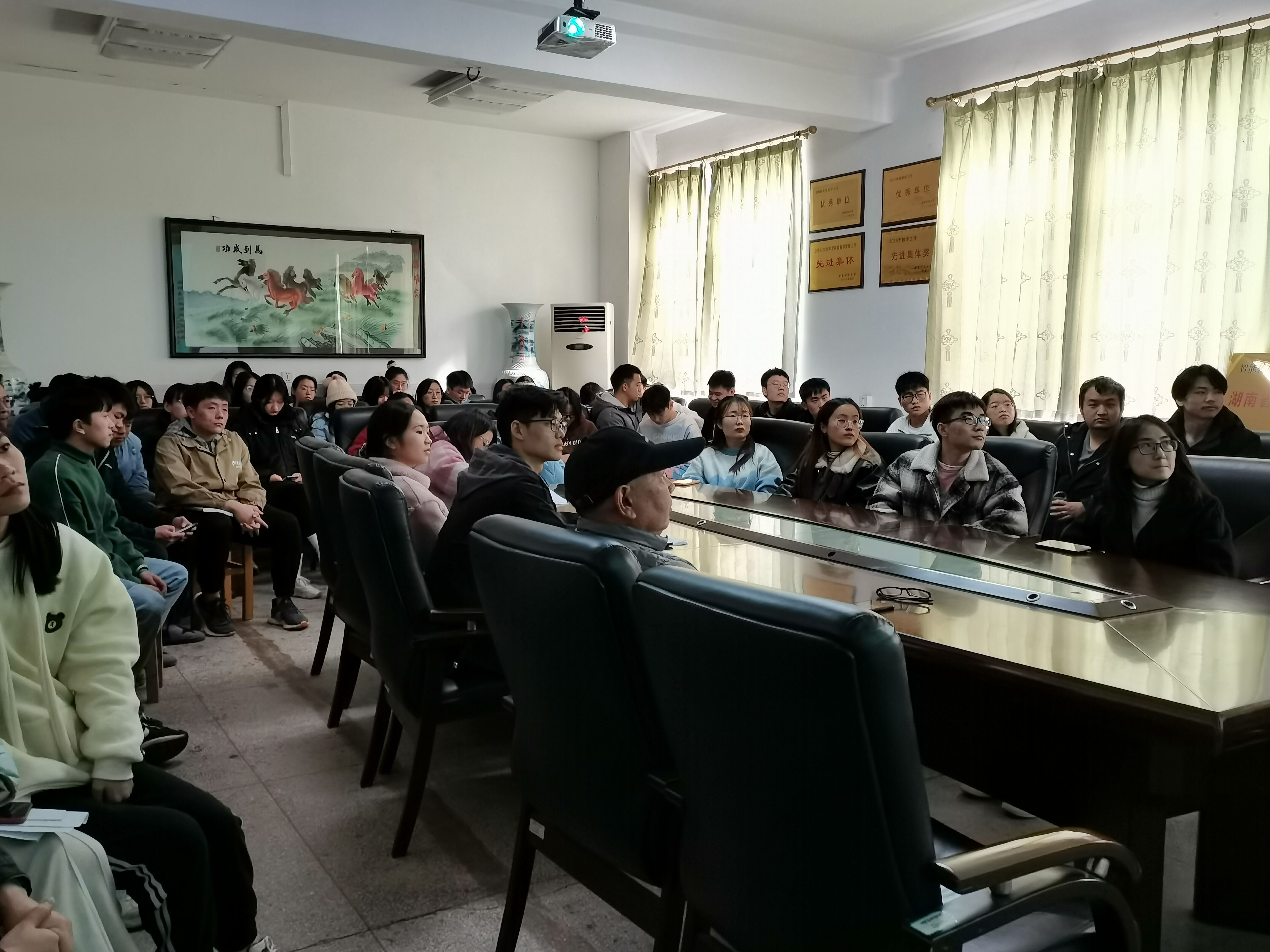 731b3e0c8f28494d8ccec8b803c37665.jpg 731b3e0c8f28494d8ccec8b803c37665.jpg