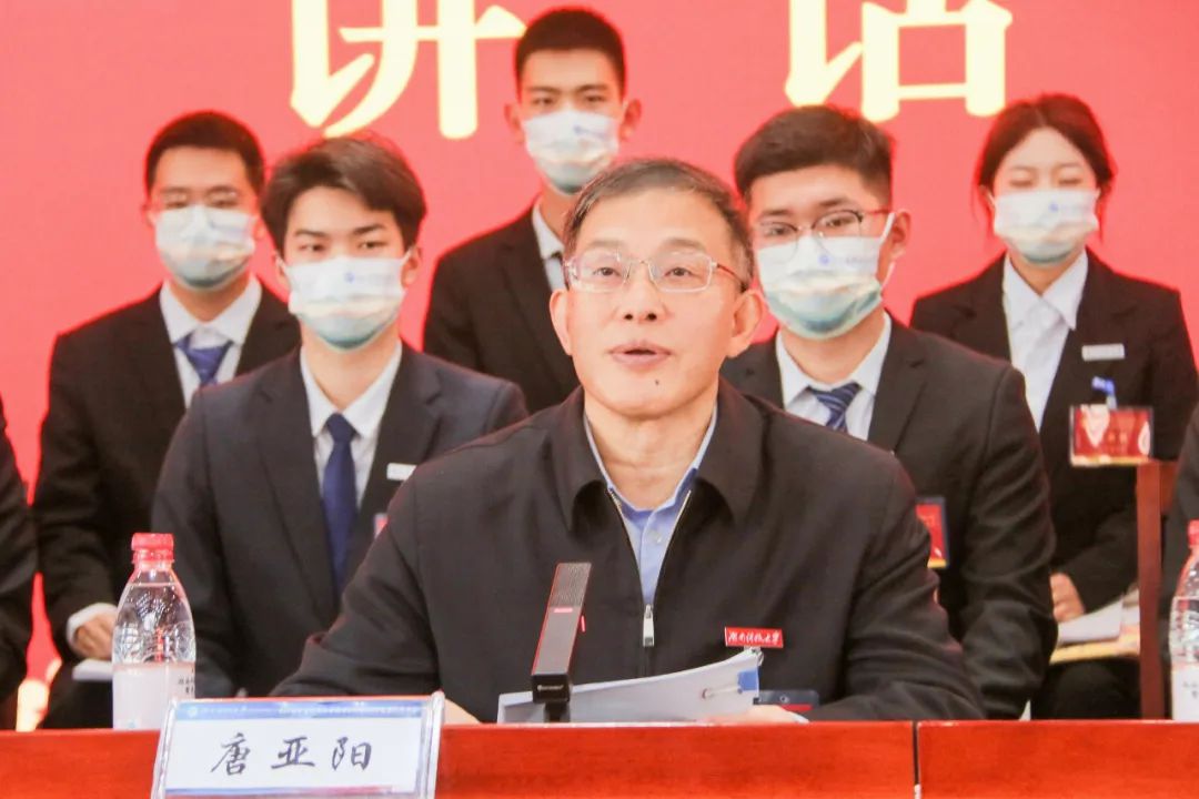 2992eca25e1d4edcb869738078358266.jpg 2992eca25e1d4edcb869738078358266.jpg