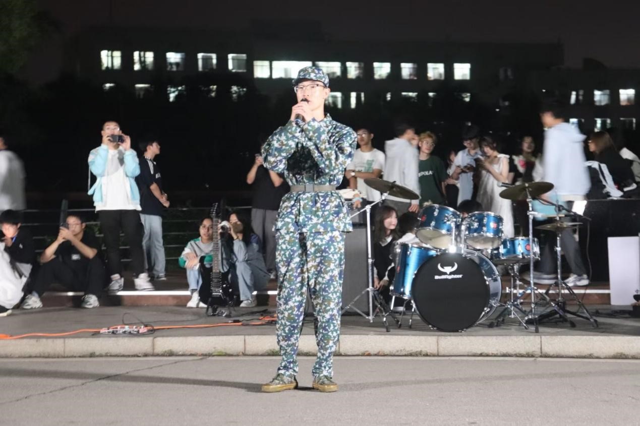 7dd4b6487a3e47448f6b696951be3225.jpg 7dd4b6487a3e47448f6b696951be3225.jpg