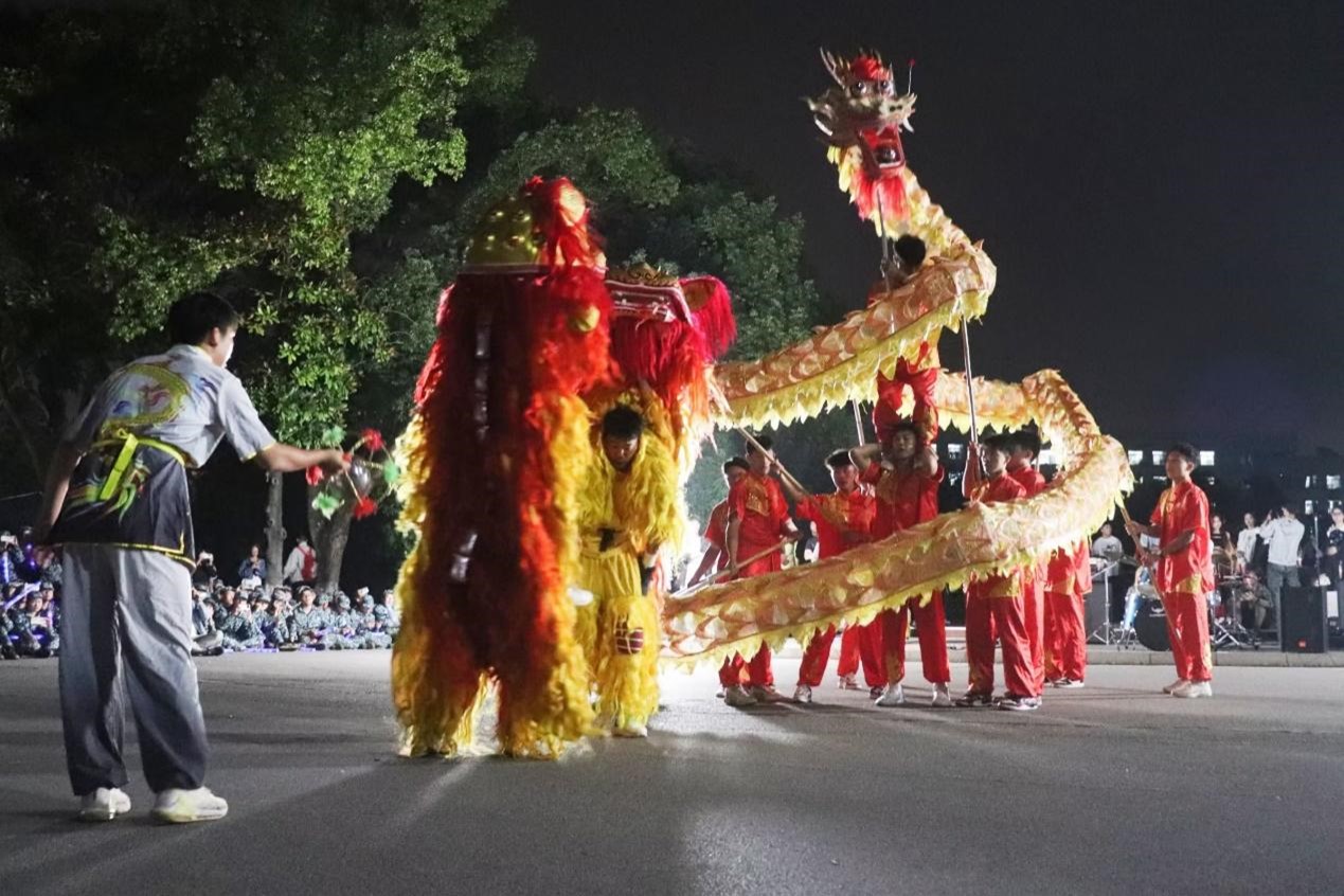 fa395b481fb44a388e8b6c3ba1639c08.jpg fa395b481fb44a388e8b6c3ba1639c08.jpg