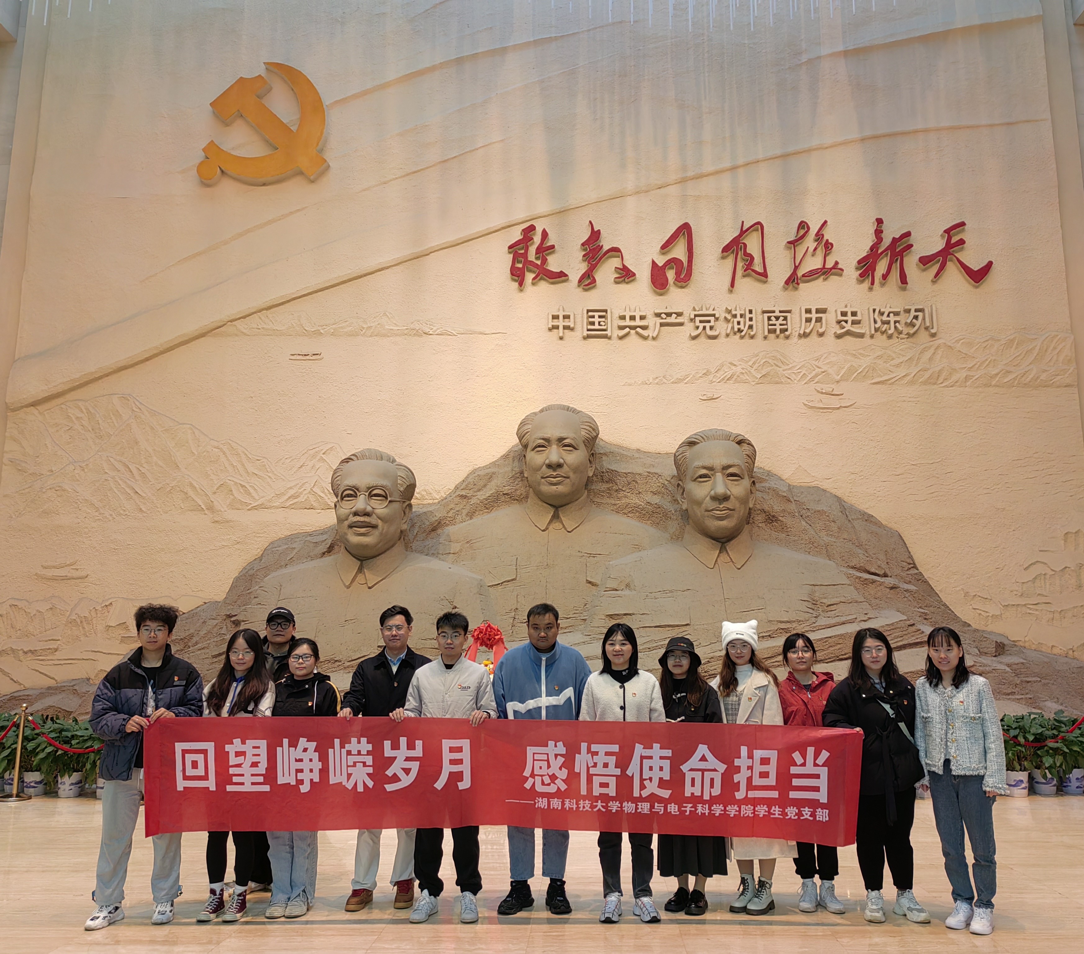 77d94c3bfdcf4191b299dd283da03416.jpg 77d94c3bfdcf4191b299dd283da03416.jpg