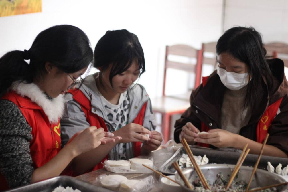 81fe2be3b48244d3869d35d2496b322d.png 81fe2be3b48244d3869d35d2496b322d.png