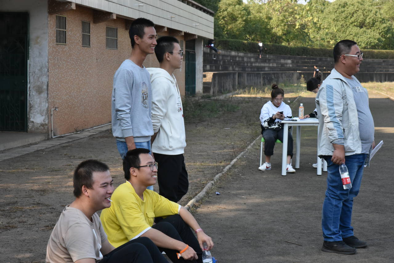 00f09045f52b44bc9f709a2d3928c7e7.jpg 1.jpg