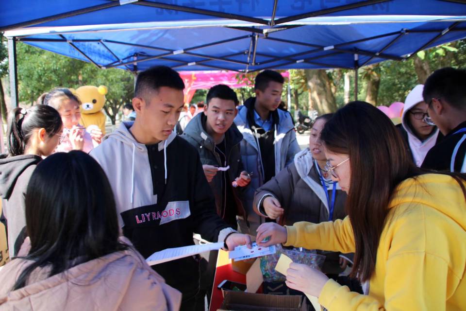 43b8a2e93e5447c2873c2b32c4a90479.jpg -8d58c59a0832aee.jpg