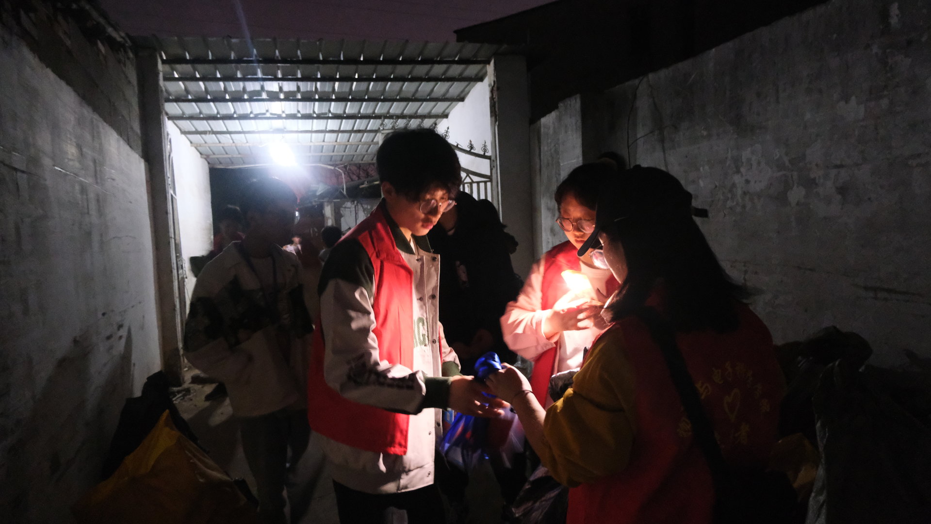 3e356bd40355479eae68d74334a9cc92.jpg 3e356bd40355479eae68d74334a9cc92.jpg