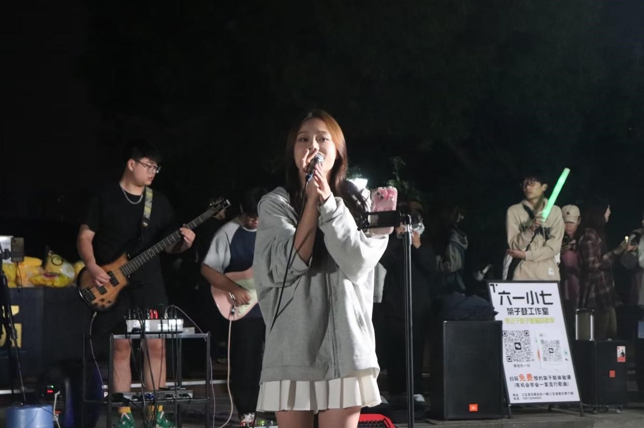 cb67c69dcb794d798f45e9e25200b555.jpg cb67c69dcb794d798f45e9e25200b555.jpg