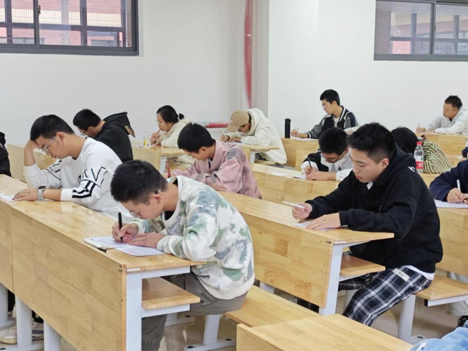 9b6eb106be434bd4a200b6a2620bef3c.gif 9b6eb106be434bd4a200b6a2620bef3c.gif