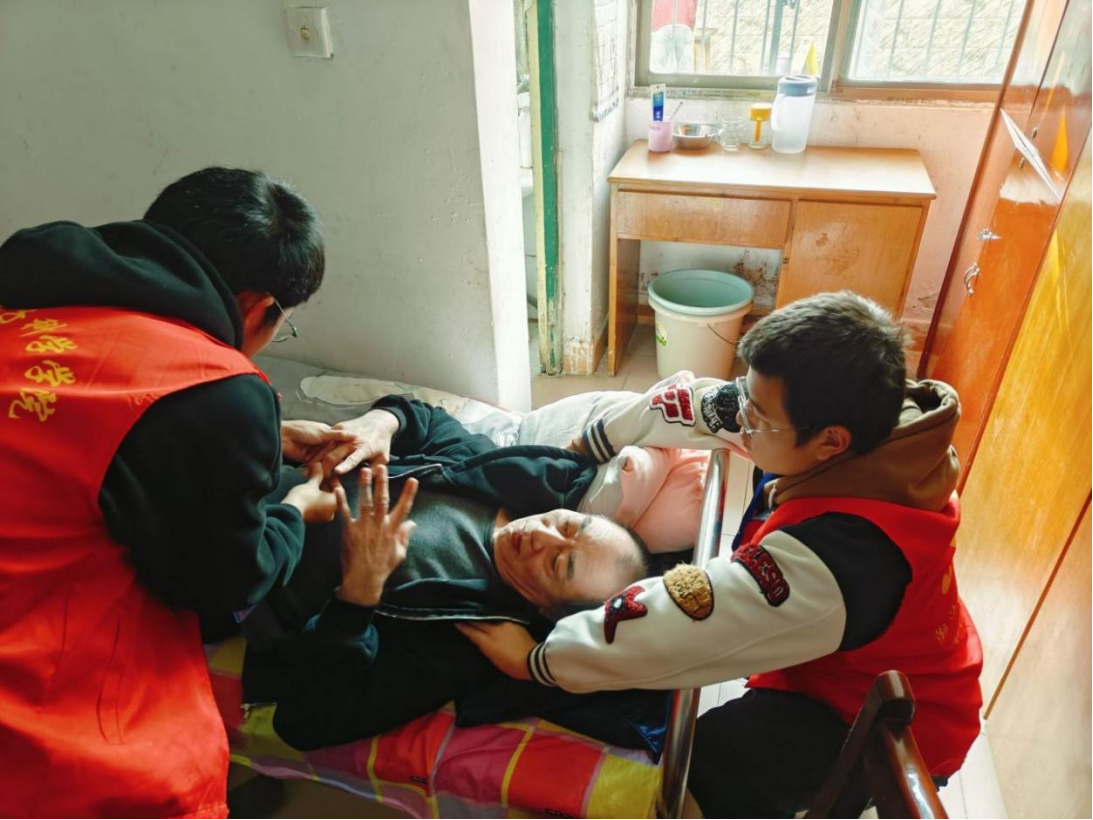 49939a24fb4f4b2ea01f498c30aefa0c.png 49939a24fb4f4b2ea01f498c30aefa0c.png