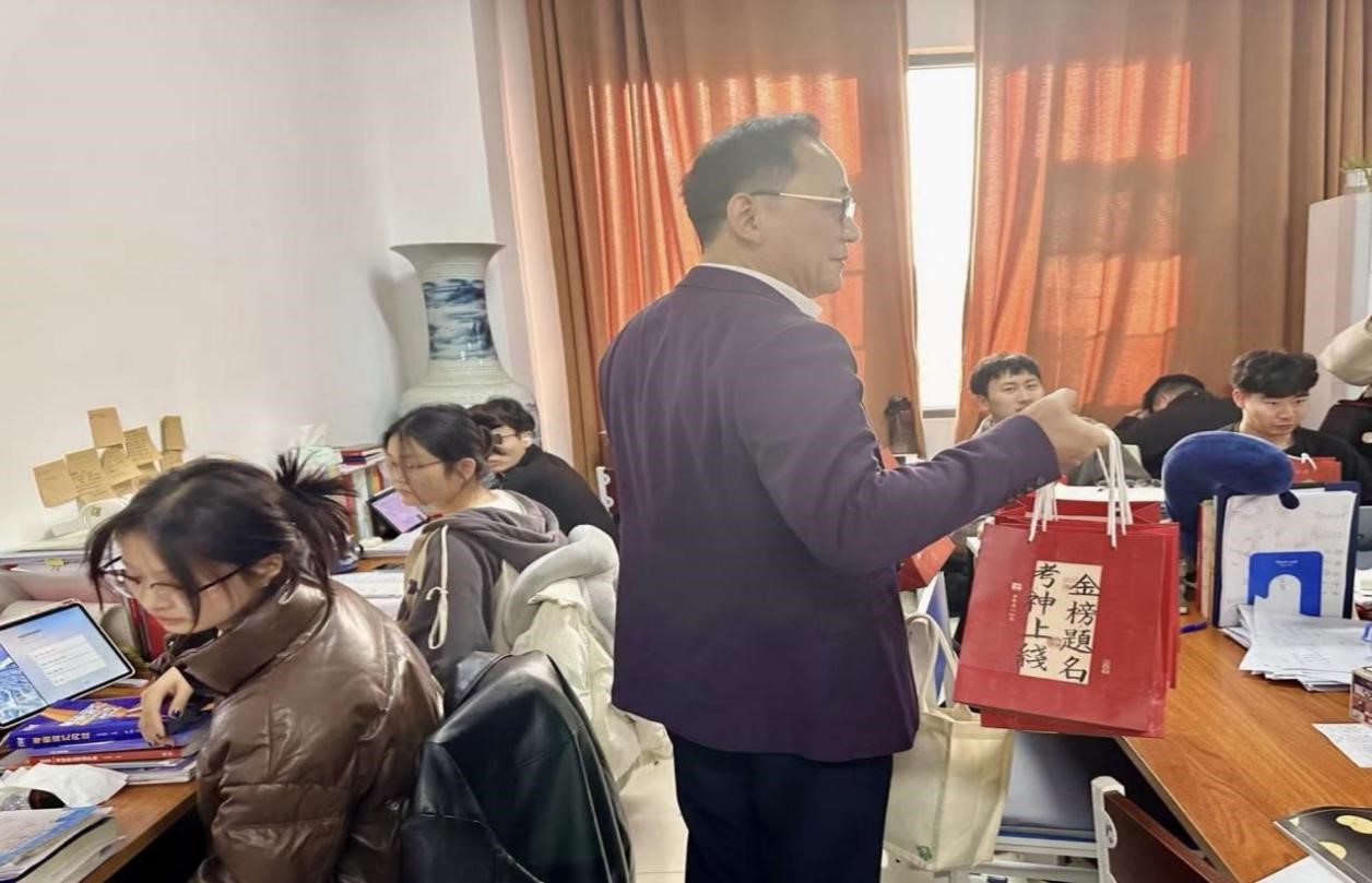 52d1fbac6eed40ed8458c820bc24b4df.jpg 52d1fbac6eed40ed8458c820bc24b4df.jpg