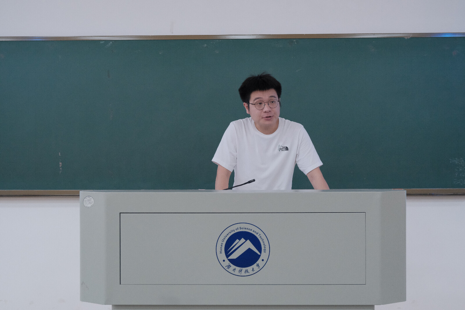 e4ef8ed919d94c949052bfffcb7747e0.png e4ef8ed919d94c949052bfffcb7747e0.png